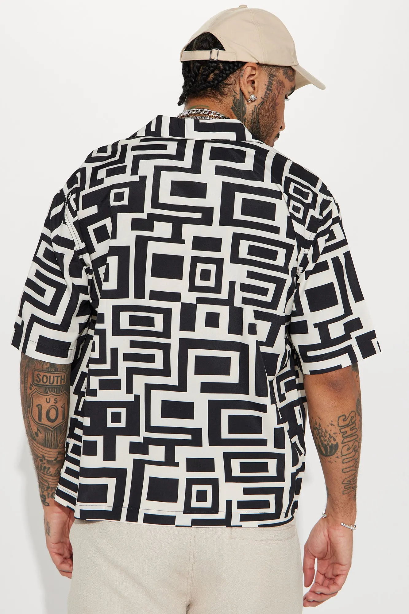 Amazed Short Sleeve Button Up - Black