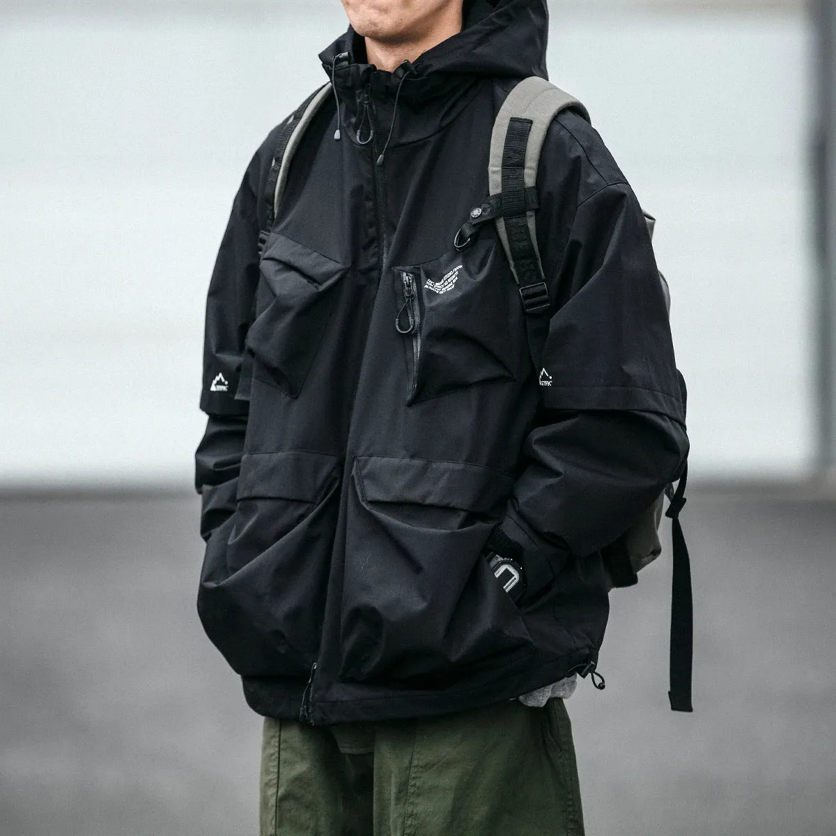 High Quality Waterproof Hooded Windbreaker for Men