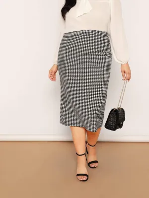 SHEIN Plus Houndstooth Print Bodycon Skirt